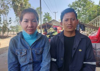 បទយកការណ៍ខ្លី៖ ប្ដីប្រពន្ធមួយគូនៅតែចងចាំសោកនាដកម្មបាក់អគារស្លាប់កម្មករនៅកែប