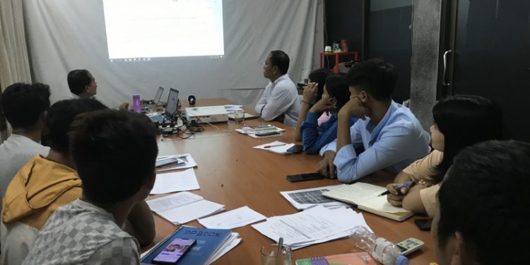 សហគមន៍ជនជាតិដើមភាគតិចអភិវឌ្ឍជំនាញពលរដ្ឋសារព័ត៌មាន