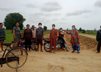 អាជ្ញាធរឃុំនៅខេត្ដកំពង់ស្ពឺបកស្រាយករណីជីកកាយប្រឡាយប៉ះពាល់ដីស្រែពលរដ្ឋ