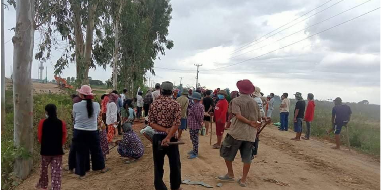 សង្គមស៊ីវិលស្នើពន្លឿនដំណោះស្រាយបញ្ហាដីធ្លីនៅស្រុកកណ្ដាលស្ទឹង ខណៈការប្រឈមមុខដាក់គ្នាបន្ដកើតមាន