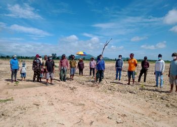 ពលរដ្ឋស្រុកគងពិសីចោទក្រុមហ៊ុនដីឡូតិ៍មួយថា រំលោភយកដីផ្លូវក្នុងភូមិធ្វើជាកម្មសិទ្ធិឯកជន