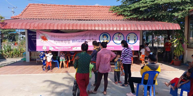 ពលរដ្ឋមួយចំនួននៅតែបារម្ភឆ្លងជំងឺកូវីដ-១៩ជាថ្មី ទោះបីរដ្ឋាភិបាលលែងតម្រូវឱ្យពាក់ម៉ាស់