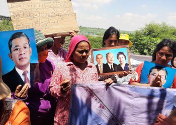 របាយការណ៍​ថា ខ្នង​ផ្ទះ​ពលរដ្ឋ​បឹង​តាមោក​ជាង​២០០​គ្រួសារ មិន​ស្ថិត​នៅ​ក្នុង​ព្រំប្រទល់​បឹង​នោះ​ទេ