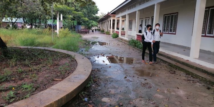 មន្ទីរ​អប់រំ​រាជធានី​ភ្នំពេញ​ចុះ​ស៊ើបអង្កេត​ភាព​មិន​ប្រក្រតី​នាយក​វិទ្យាល័យ​​ទួលប្រាសាទ​សែនសុខ ខណៈគ្រូ​បង្រៀន​កំពង់​រង់​ចាំ​លទ្ធផល