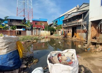សហគមន៍​ស្រ្ដីក្លាហាន​៦០​គ្រួសារ​បារម្ភ​​ពី​​ការ​​បណ្ដេញ​​ចេញ​​ដោយ​​បង្ខំ​​ពី​លើ​ដី​​ចំណីទន្លេ