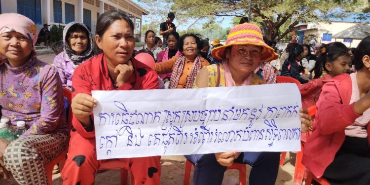 ពលករខ្មែរទៅធ្វើការនៅប្រទេសថៃនៅតែចាញ់បោកមេខ្យល់បើទោះមាន MoU