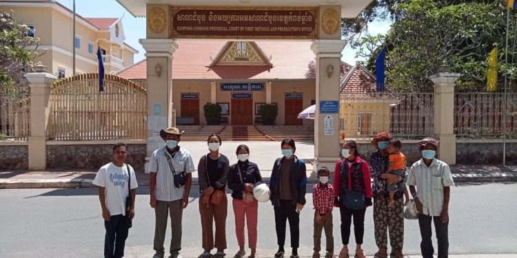 អង្គការសង្គមស៊ីវិលរិះគន់ការឃាត់ខ្លួន លោក ស្ងួន ញឿន នៅមុខតុលាការខេត្ដកំពង់ឆ្នាំងថាជារឿងមិនគួរកើតមាន