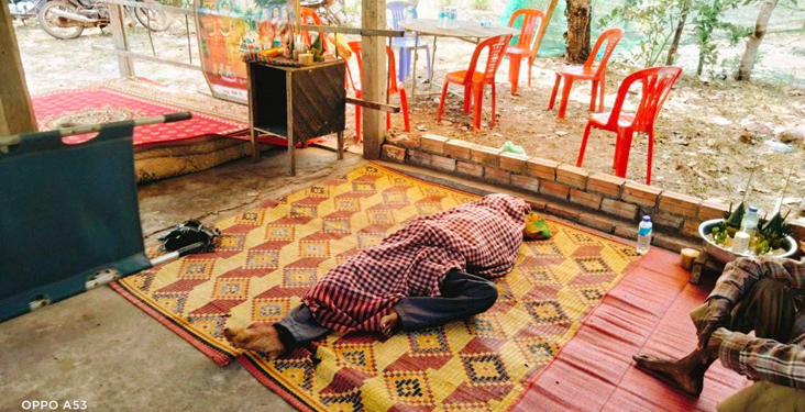 ពលរដ្ឋម្នាក់ស្លាប់អំឡុងពេលតវ៉ាបញ្ហាដីធ្លីនៅមុខសាលាខេត្តកោះកុង