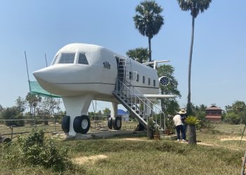 Storytelling៖ បុរសមេការសំណង់បំពេញក្ដីស្រម៉ៃជិះយន្ដហោះ