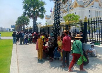 ពលរដ្ឋ៧សហគមន៍នៅសៀមរាបបារម្ភសុវត្ថិភាពដីធ្លី ក្រោយគ្មានប័ណ្ណកម្មសិទ្ធិត្រឹមត្រូវ