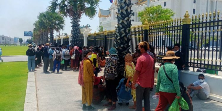 ពលរដ្ឋ៧សហគមន៍នៅសៀមរាបបារម្ភសុវត្ថិភាពដីធ្លី ក្រោយគ្មានប័ណ្ណកម្មសិទ្ធិត្រឹមត្រូវ