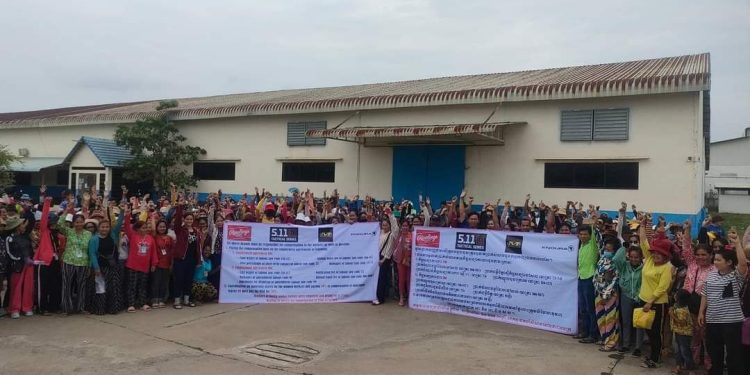 កម្មកររោងចក្រជាង៧០០នាក់នៅខណ្ឌពោធិ៍សែនជ័យ ត្រូវថៅកែរត់ចោលដោយមិនដោះស្រាយសំណង