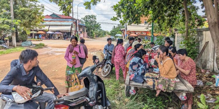 ជនជាតិដើមភាគតិចនៅព្រះវិហារចោទអភិបាលស្រុកត្បែងមានជ័យនិងបក្ខពួកថារំលោភយកដីធ្លី​ពួកគេ​