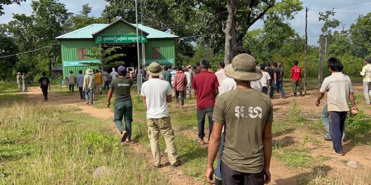 អាជ្ញាធរខេត្តក្រចេះស្នើរក្សាភាពអត់ធ្មត់ ក្រោយមានករណីដុតទីស្នាក់ការបរិស្ថាន