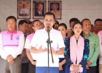 លោក ស សុខា បញ្ជាឱ្យរាជធានី-ខេត្តលុបបំបាត់ការផ្សាយពាណិជ្ជកម្មភេសជ្ជៈផ្អែមតាមទីសាធារណៈ