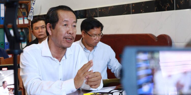 លោក រ៉ុង ឈុន សង្ឃឹមតុលាការយល់ព្រមឱ្យលោកបង់ប្រាក់ពិន័យជាដំណាក់ៗតាមលទ្ធភាព