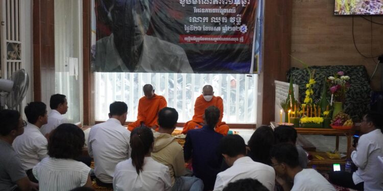 សង្គមស៊ីវិល​និងយុវជន​បន្ត​ជំរុញឱ្យ​រដ្ឋាភិបាល​ស៊ើបអង្កេតដោយឯករាជ្យលើករណីឃាតកម្ម​លោក ឈុត វុទ្ធី