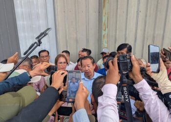 តុលាការ​ផ្តន្ទាទោស​លោក រ៉ុង ឈុន ដាក់ពន្ធនាគារ​៤ឆ្នាំ និងដក​សិទ្ធិ​ពលរដ្ឋ​ជាស្ថាពរ ក្នុងសំណុំរឿង​មិន​រាង​ចាល