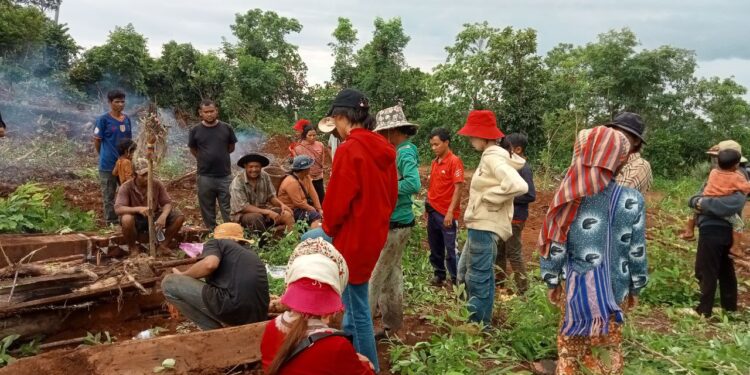 ព្រៃភ្នំមួយកន្លែងដែលបណ្តុំដោយជំនឿ