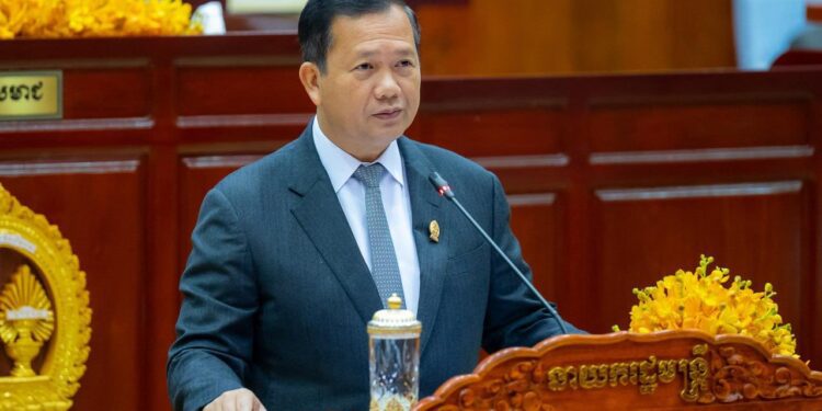 លោកនាយករដ្ឋមន្ត្រី ហ៊ុន ម៉ាណែត ថ្លែងក្នុងឱកាសអញ្ជើញចូលរួមសមាជរដ្ឋសភា និងព្រឹទ្ធសភា លើកទី១ ថ្ងៃទីពីរ នារាជធានីភ្នំពេញ ព្រឹកថ្ងៃអង្គារ ទី៣ មិថុនា ២០២៥។ (ហ្វេសប៊ុក នាយករដ្ឋមន្ត្រី ហ៊ុន ម៉ាណែត)