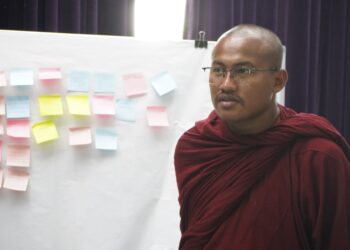 រូបភាពព្រះតេជព្រះគុណ ជា វុទ្ធី ដែលបានចូលរួមវគ្គបណ្តុះបណ្តាលជាមួយមជ្ឈមណ្ឌលកម្ពុជាដើម្បីប្រព័ន្ធផ្សព្វផ្សាយឯករាជ្យ(CCIM)នៅរាជធានីភ្នំពេញ ឆ្នាំ២០២៦។ (CCIM)